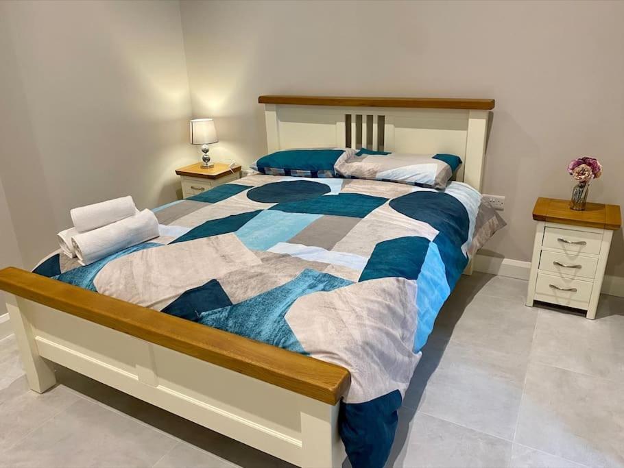 Erne Getaway No.7 Brand New 1 Bed Apartment Enniskillen Exterior photo