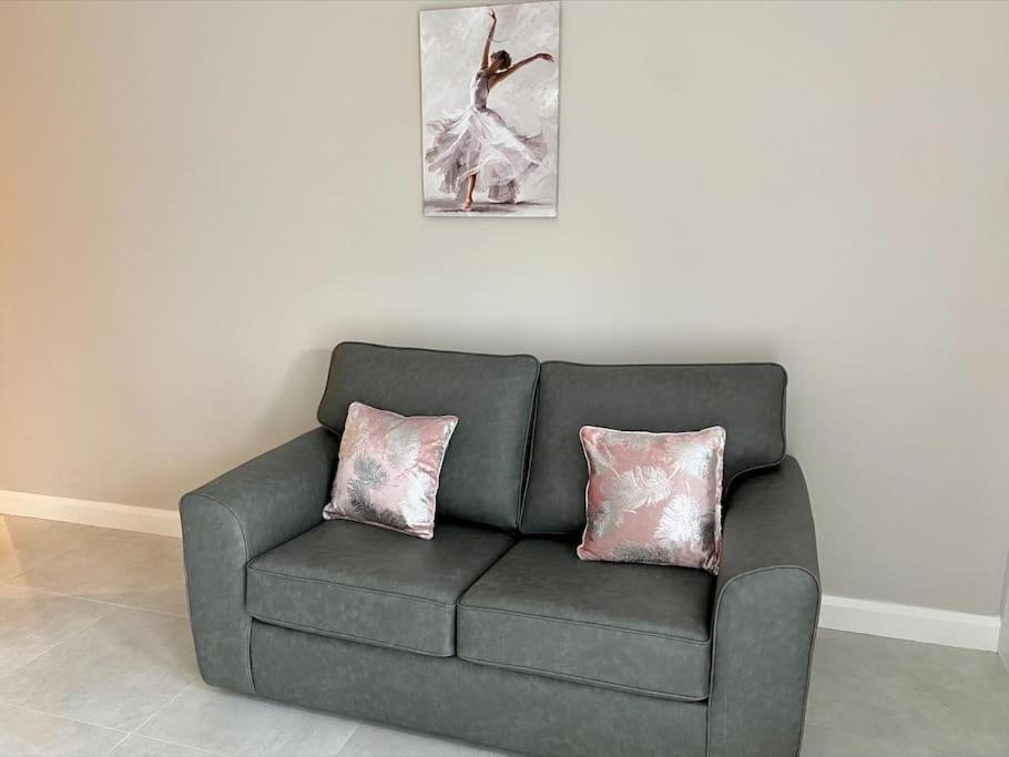 Erne Getaway No.7 Brand New 1 Bed Apartment Enniskillen Exterior photo