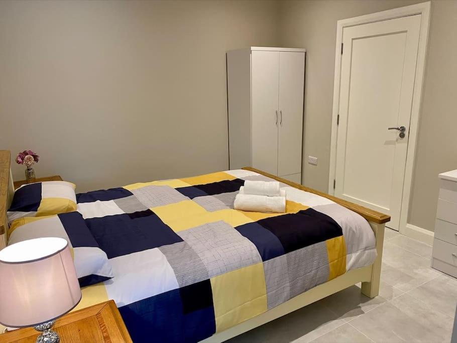 Erne Getaway No.7 Brand New 1 Bed Apartment Enniskillen Exterior photo